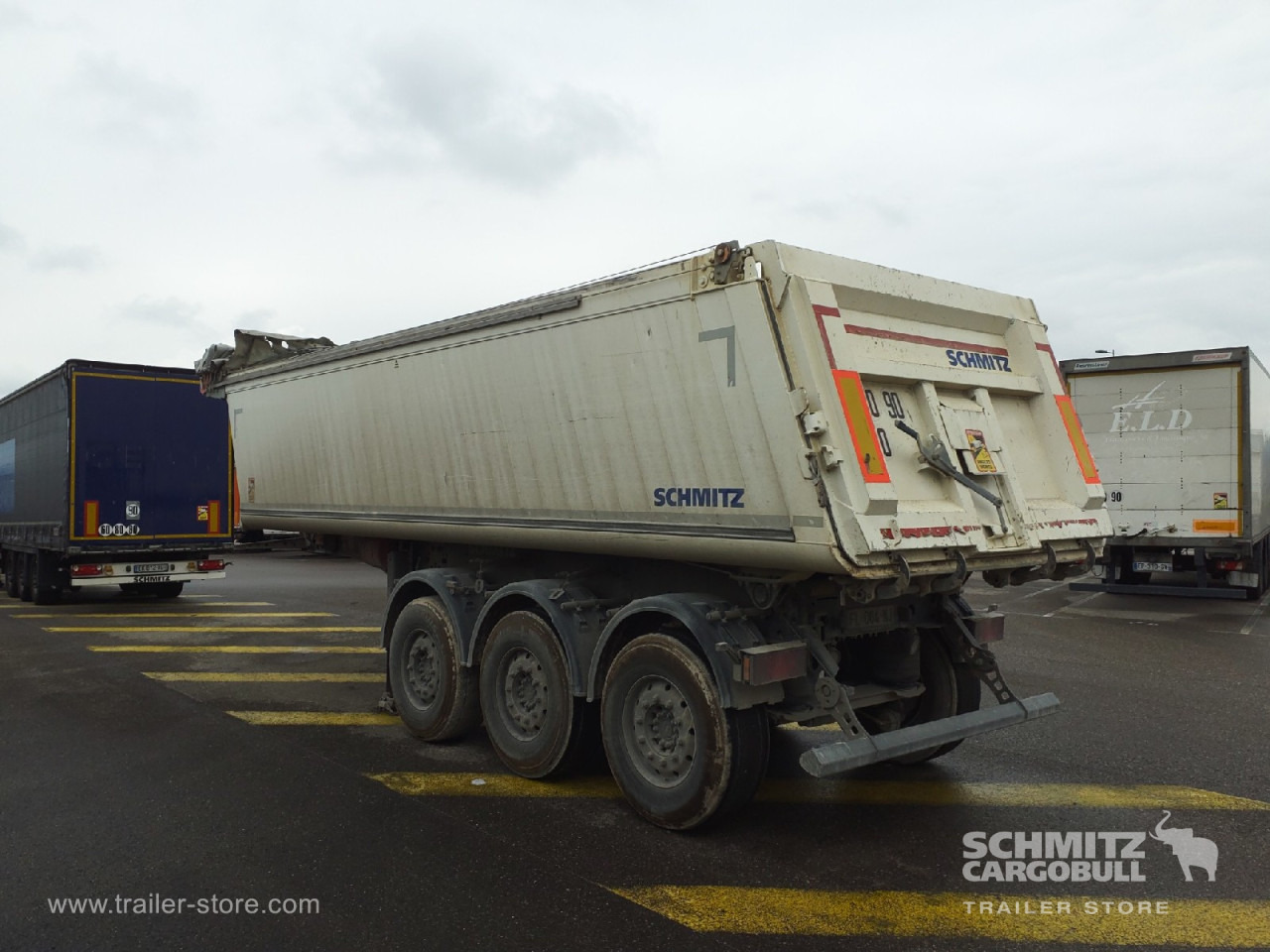 SCHMITZ Tipper Alu-square sided body 27m³ - Самосвал полуремарке: снимка 5 SCHMITZ Tipper Alu-square sided body 27m³ - Самосвал полуремарке: снимка 5