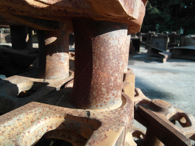 Berco - Гумени/ Метални вериги за Строителна техника: снимка 5 Berco - Гумени/ Метални вериги за Строителна техника: снимка 5