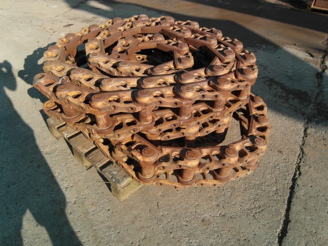 Berco - Гумени/ Метални вериги за Строителна техника: снимка 4 Berco - Гумени/ Метални вериги за Строителна техника: снимка 4