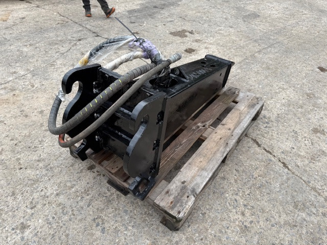 CAT H63s - Хидравличен чук: снимка 3 CAT H63s - Хидравличен чук: снимка 3