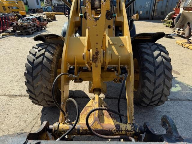 Колесен товарач Cat 908 H: снимка 17