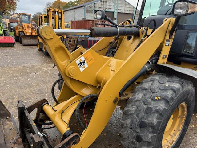 Колесен товарач Cat 908 H2: снимка 17