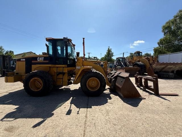 Колесен товарач Cat 938 G: снимка 20