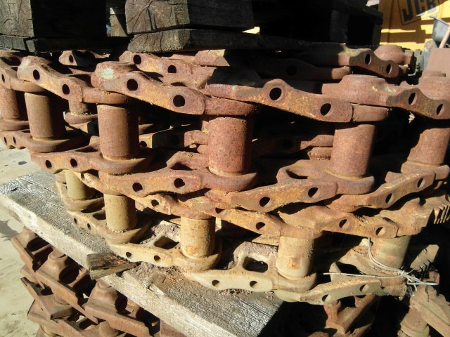 Caterpillar 963 - Гумени/ Метални вериги за Строителна техника: снимка 3 Caterpillar 963 - Гумени/ Метални вериги за Строителна техника: снимка 3