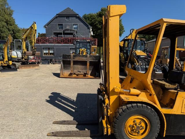 Телескопичен товарач Hyster H 70 C: снимка 17
