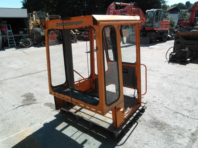 Kabine Zettelmeyer ZL 602 - Кабина и интериор за Строителна техника: снимка 4 Kabine Zettelmeyer ZL 602 - Кабина и интериор за Строителна техника: снимка 4
