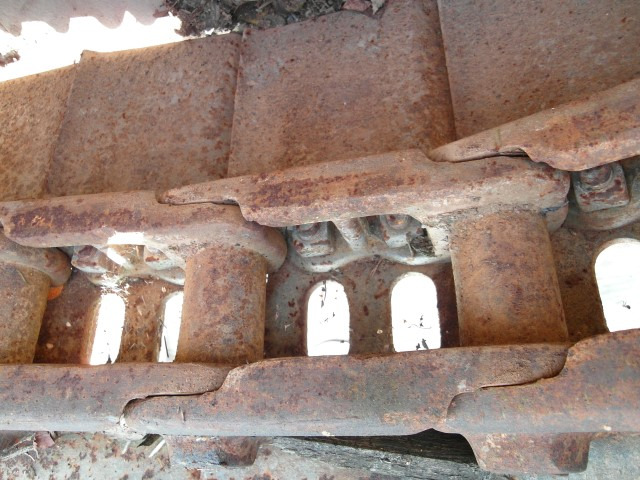 Liebherr R 912 - Гумени/ Метални вериги за Строителна техника: снимка 4 Liebherr R 912 - Гумени/ Метални вериги за Строителна техника: снимка 4