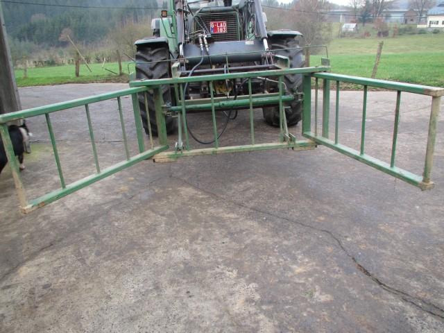 Прикачен инвентар за Селскостопанска техника Ballenzange: снимка 7