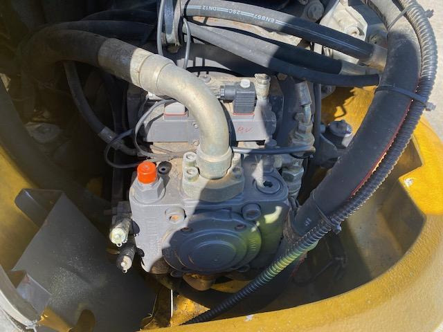 Колесен товарач Volvo L 40 TP: снимка 10