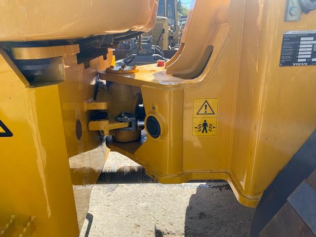 Колесен товарач Volvo L 40 TP: снимка 12