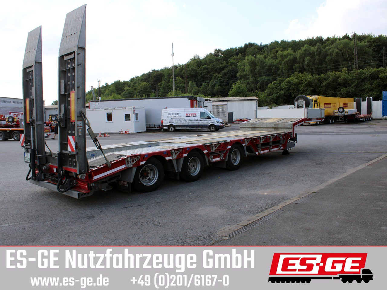 ES-GE 3-Achs-Satteltieflader, Radmulden - Нискорамна площадка полуремарке: снимка 3 ES-GE 3-Achs-Satteltieflader, Radmulden - Нискорамна площадка полуремарке: снимка 3