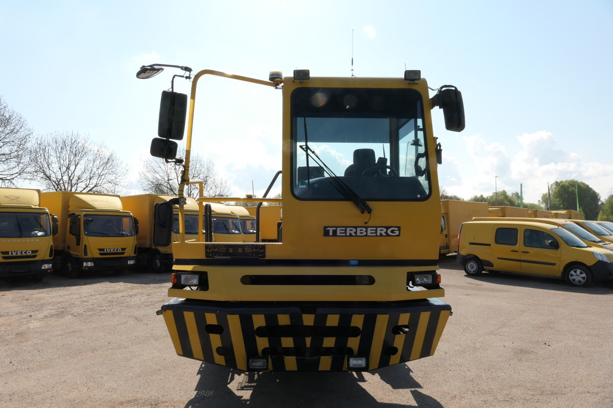 BC 182 Kamag Wiesel WBH 25 Umsetzfahrzeug - Контейнеровоз/ Сменна каросерия камион: снимка 4 BC 182 Kamag Wiesel WBH 25 Umsetzfahrzeug - Контейнеровоз/ Сменна каросерия камион: снимка 4