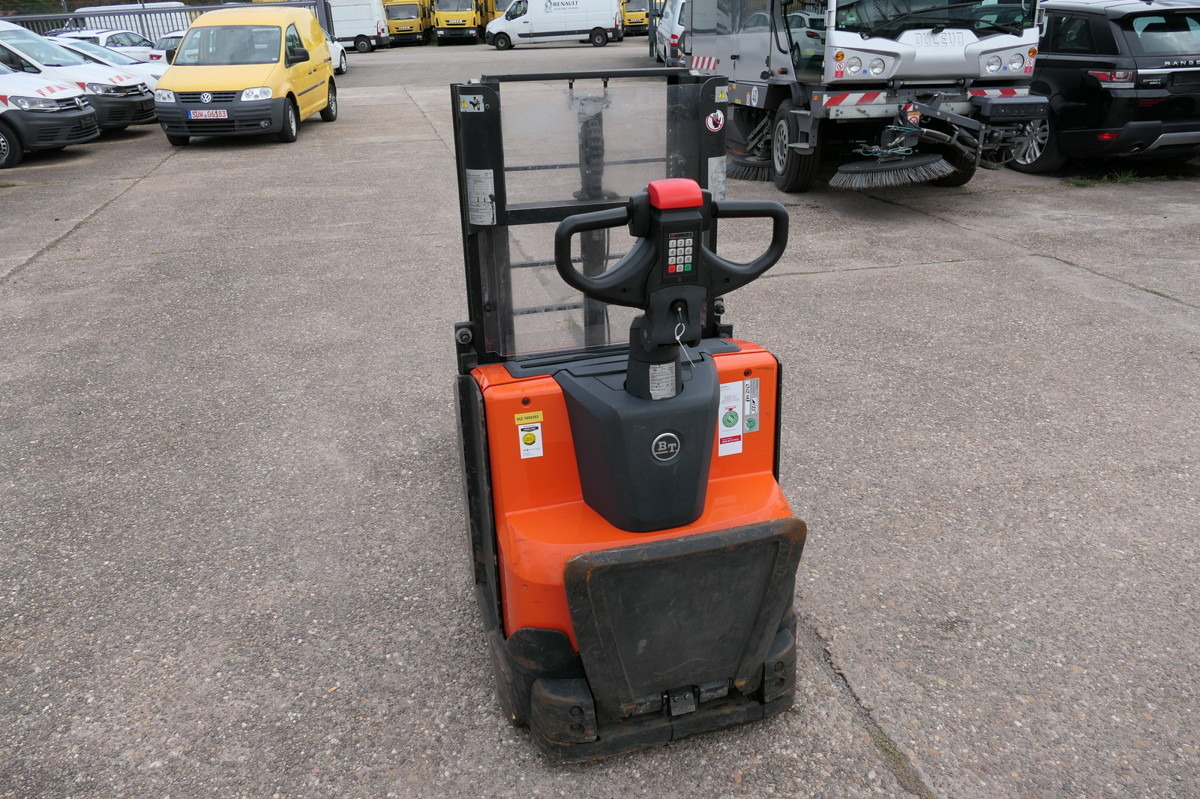 BT SWE 200D Batterie 16/2021 - Палетна количка: снимка 4 BT SWE 200D Batterie 16/2021 - Палетна количка: снимка 4
