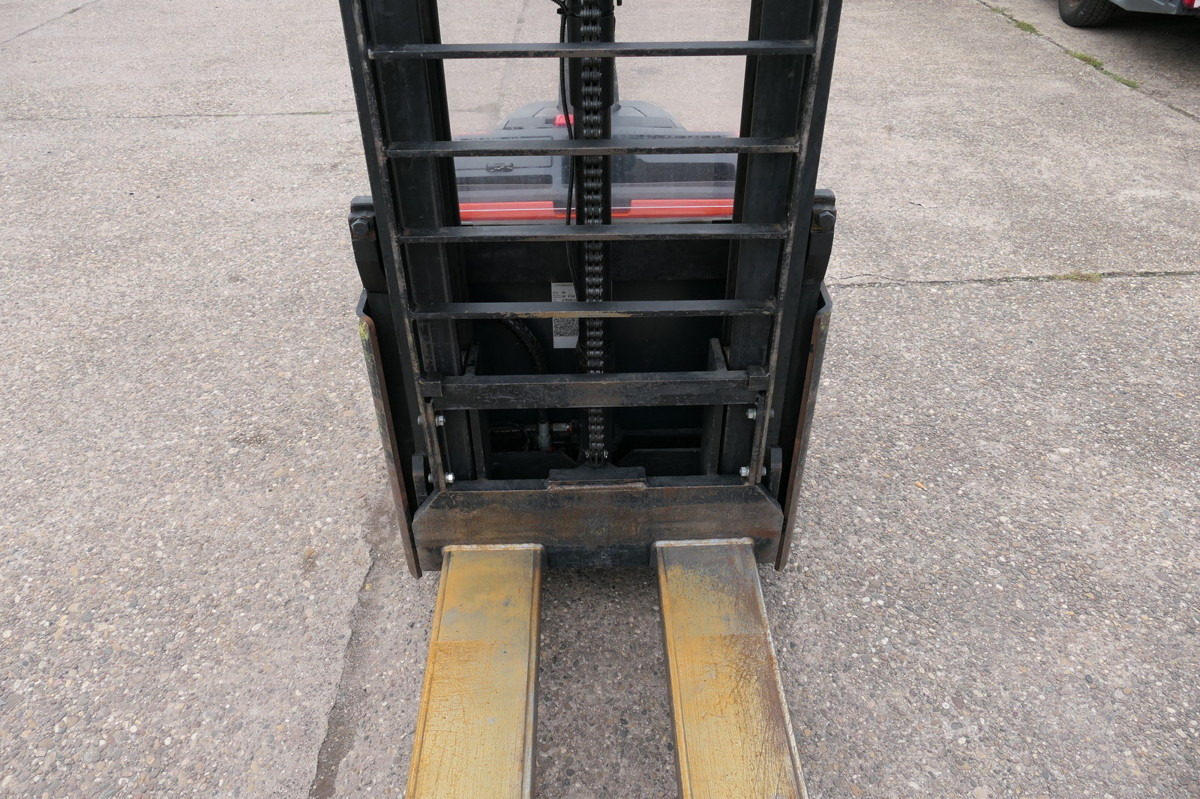 BT SWE 200D Batterie 16/2021 - Палетна количка: снимка 5 BT SWE 200D Batterie 16/2021 - Палетна количка: снимка 5