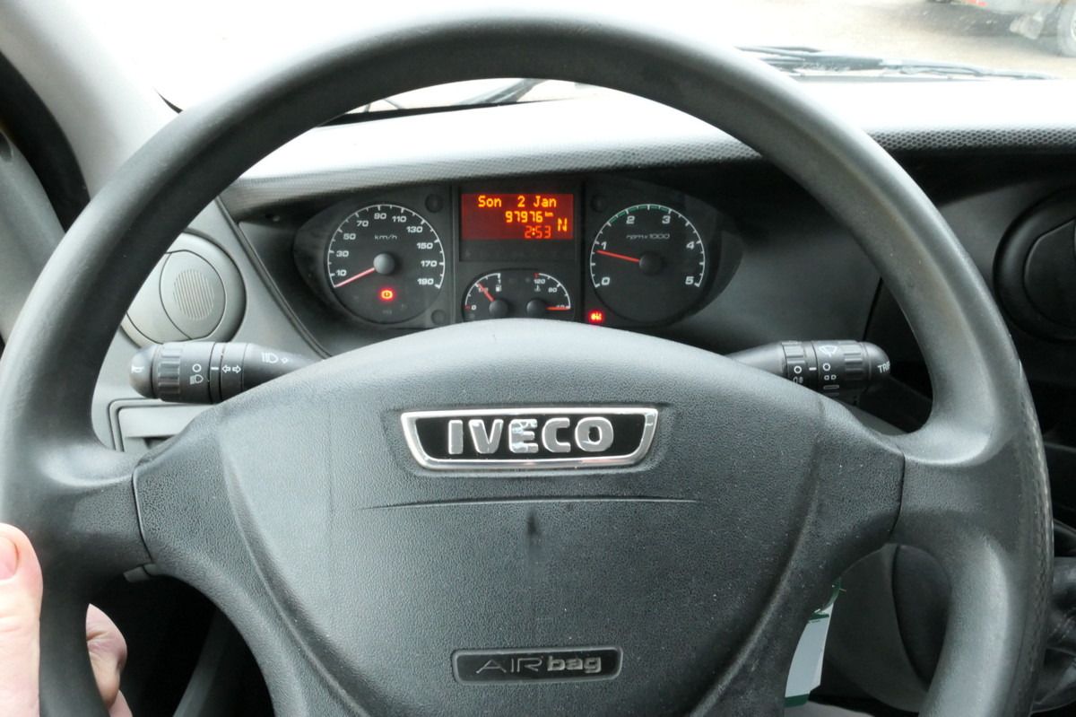 Лизинг на IVECO Daily 35 S11 C30C AUTOMATIK KAMERA MAXI KAMERA R IVECO Daily 35 S11 C30C AUTOMATIK KAMERA MAXI KAMERA R: снимка 9