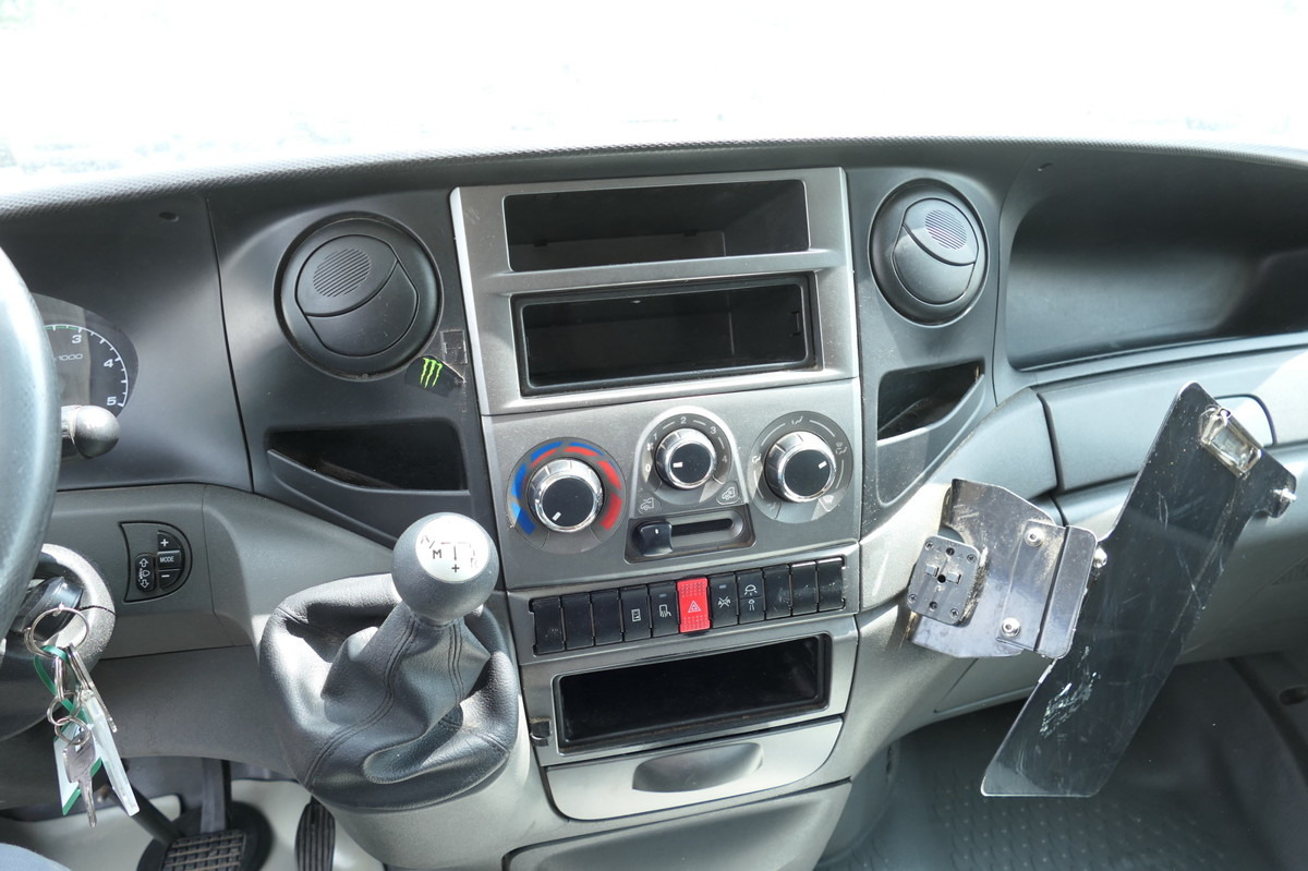 Лекотоварен автомобил фургон IVECO Daily 35 S11 C30C AUTOMATIK KAMERA MAXI KAMERA R: снимка 10