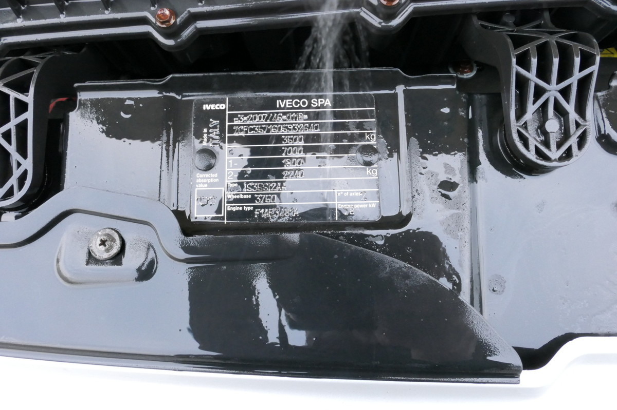 Лекотоварен автомобил фургон IVECO Daily 35 S11 C30C AUTOMATIK KAMERA MAXI KAMERA R: снимка 10