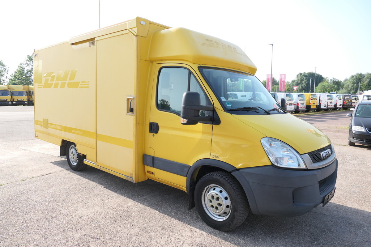 IVECO Daily 35 S11 C30C AUTOMATIK KAMERA MAXI Regale D - Лекотоварен автомобил фургон: снимка 2 IVECO Daily 35 S11 C30C AUTOMATIK KAMERA MAXI Regale D - Лекотоварен автомобил фургон: снимка 2