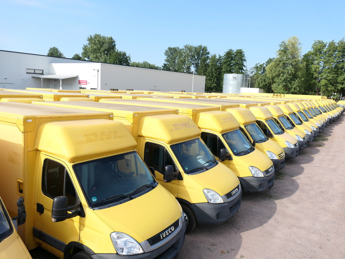 IVECO Daily 35 S11 C30C AUTOMATIK KAMERA MAXI Regale D - Лекотоварен автомобил фургон: снимка 1 IVECO Daily 35 S11 C30C AUTOMATIK KAMERA MAXI Regale D - Лекотоварен автомобил фургон: снимка 1