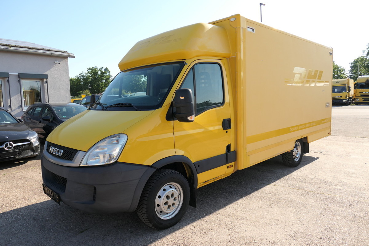 IVECO Daily 35 S11 C30C AUTOMATIK KAMERA MAXI Regale D - Лекотоварен автомобил фургон: снимка 3 IVECO Daily 35 S11 C30C AUTOMATIK KAMERA MAXI Regale D - Лекотоварен автомобил фургон: снимка 3