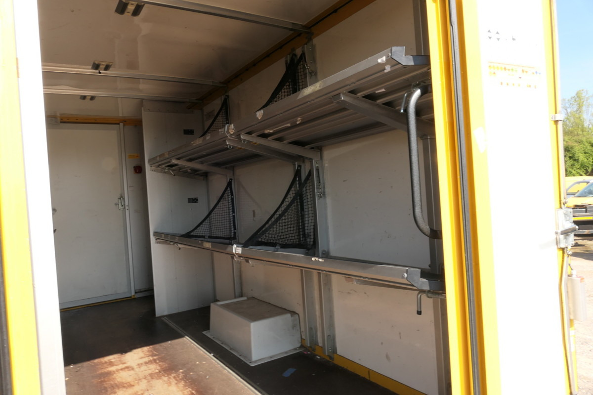 Лекотоварен автомобил фургон IVECO Daily 35 S11 C30C AUTOMATIK KAMERA MAXI Regale D: снимка 6