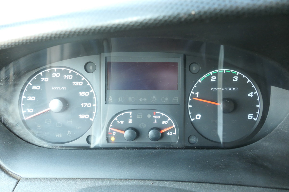 Лекотоварен автомобил фургон IVECO Daily 35 S11 C30C AUTOMATIK KAMERA MAXI Regale L: снимка 12