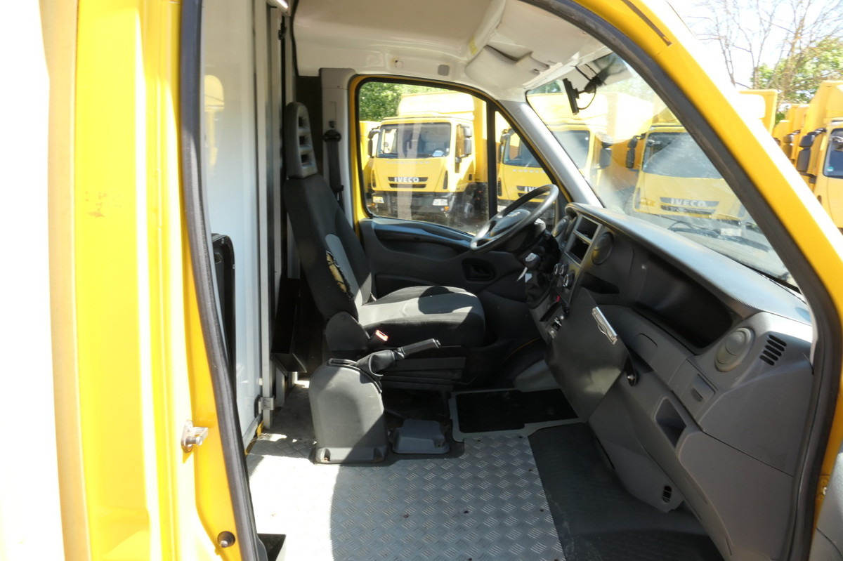 IVECO Daily 35 S11 C30C AUTOMATIK KAMERA Regale LUFT D - Лекотоварен автомобил фургон: снимка 5 IVECO Daily 35 S11 C30C AUTOMATIK KAMERA Regale LUFT D - Лекотоварен автомобил фургон: снимка 5