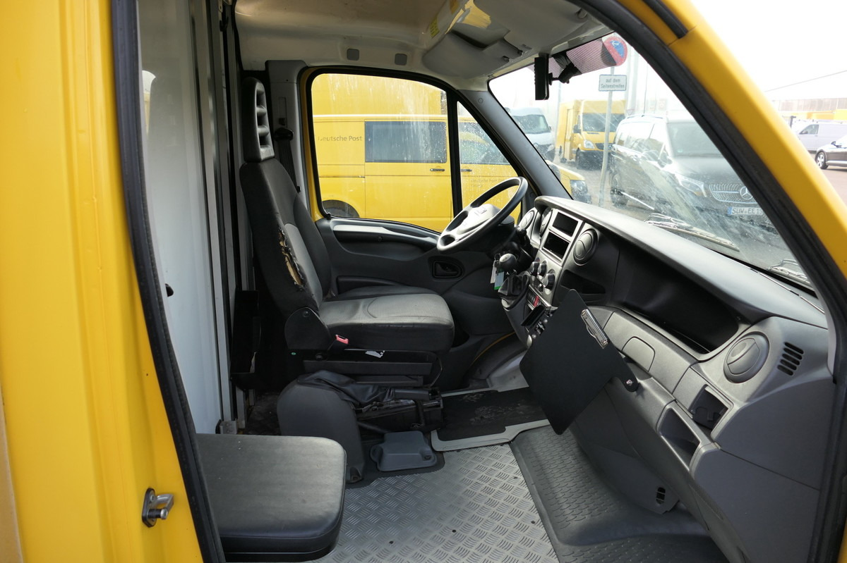 IVECO Daily 35 S11 C30C AUTOMATIK KAMERA Regale LUFT D - Лекотоварен автомобил фургон: снимка 5 IVECO Daily 35 S11 C30C AUTOMATIK KAMERA Regale LUFT D - Лекотоварен автомобил фургон: снимка 5