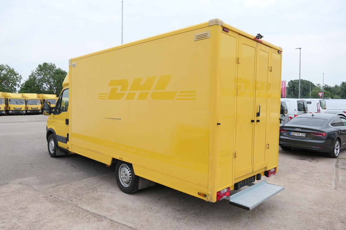 IVECO Daily 35 S11 C30C AUTOMATIK KAMERA Regale LUFT D - Лекотоварен автомобил фургон: снимка 4 IVECO Daily 35 S11 C30C AUTOMATIK KAMERA Regale LUFT D - Лекотоварен автомобил фургон: снимка 4