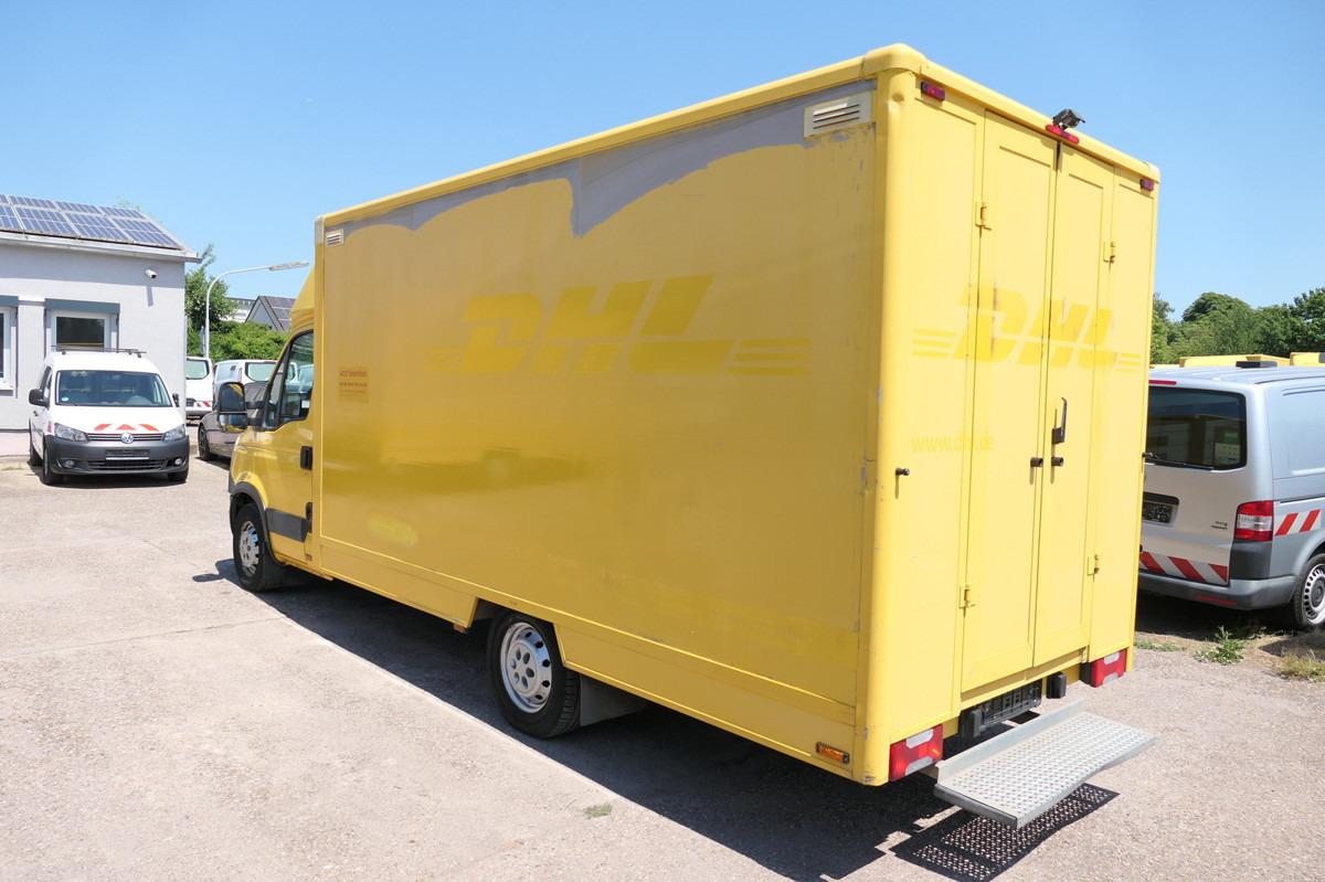 IVECO Daily 35 S11 C30C AUTOMATIK KAMERA Regale LUFT D - Лекотоварен автомобил фургон: снимка 4 IVECO Daily 35 S11 C30C AUTOMATIK KAMERA Regale LUFT D - Лекотоварен автомобил фургон: снимка 4