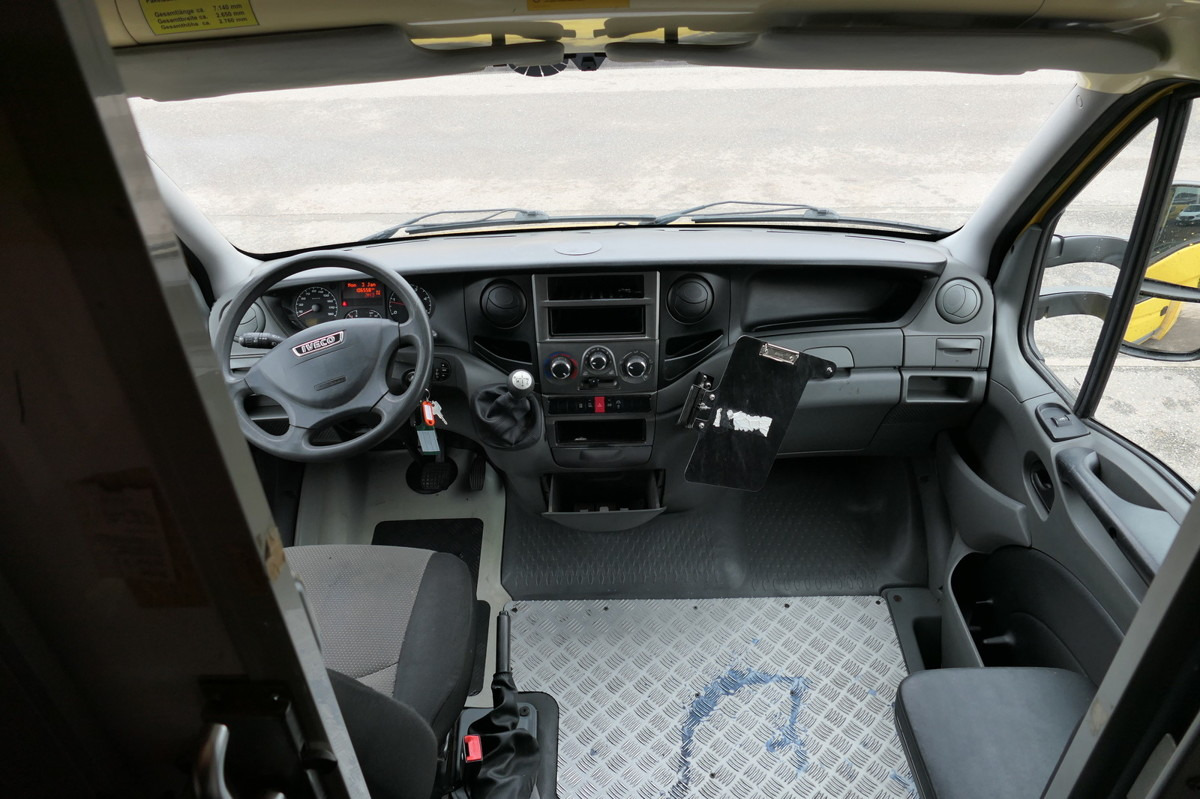 Лекотоварен автомобил фургон IVECO Daily 35 S11 C30C AUTOMATIK KAMERA Regale LUFT D: снимка 6 Лекотоварен автомобил фургон IVECO Daily 35 S11 C30C AUTOMATIK KAMERA Regale LUFT D: снимка 6