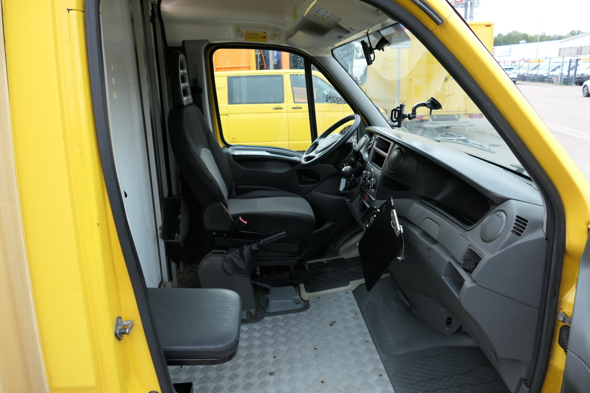 IVECO Daily 35 S11 C30C AUTOMATIK KAMERA Regale LUFT D - Лекотоварен автомобил фургон: снимка 5 IVECO Daily 35 S11 C30C AUTOMATIK KAMERA Regale LUFT D - Лекотоварен автомобил фургон: снимка 5