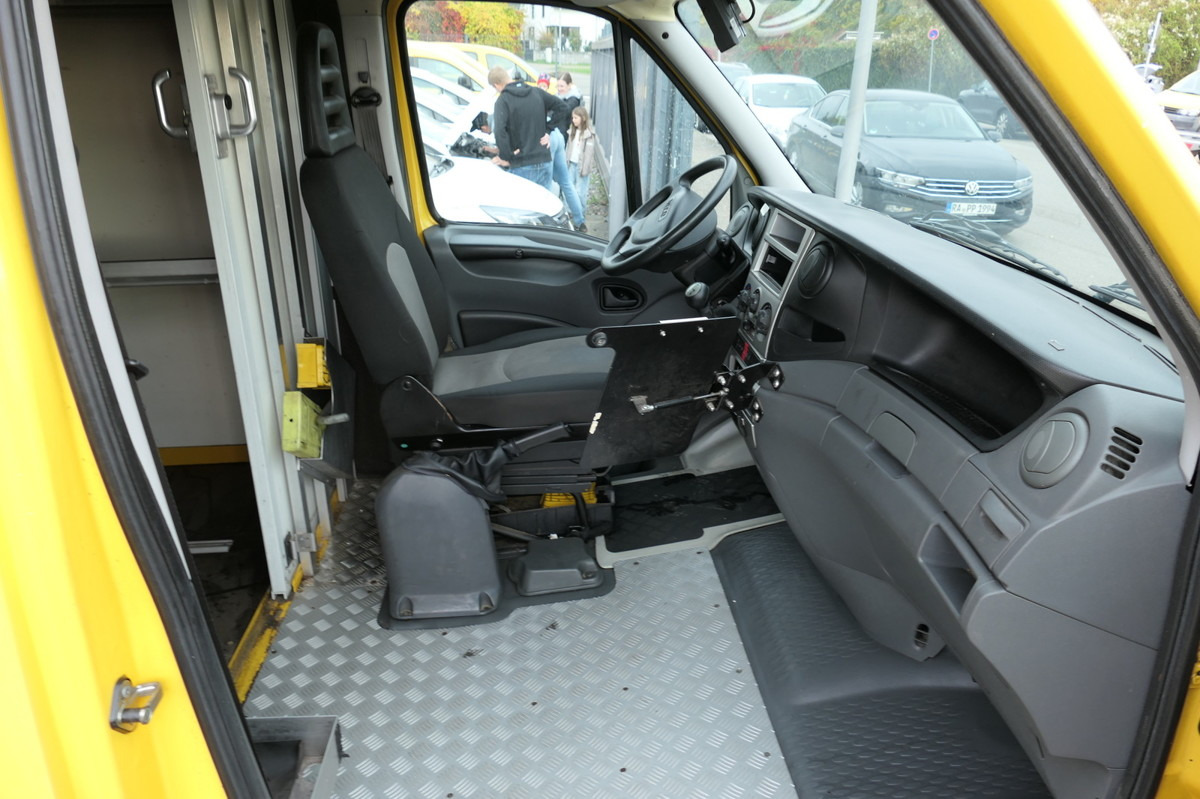 IVECO Daily 35 S11 C30C AUTOMATIK KAMERA Regale LUFT - Лекотоварен автомобил фургон: снимка 5 IVECO Daily 35 S11 C30C AUTOMATIK KAMERA Regale LUFT - Лекотоварен автомобил фургон: снимка 5