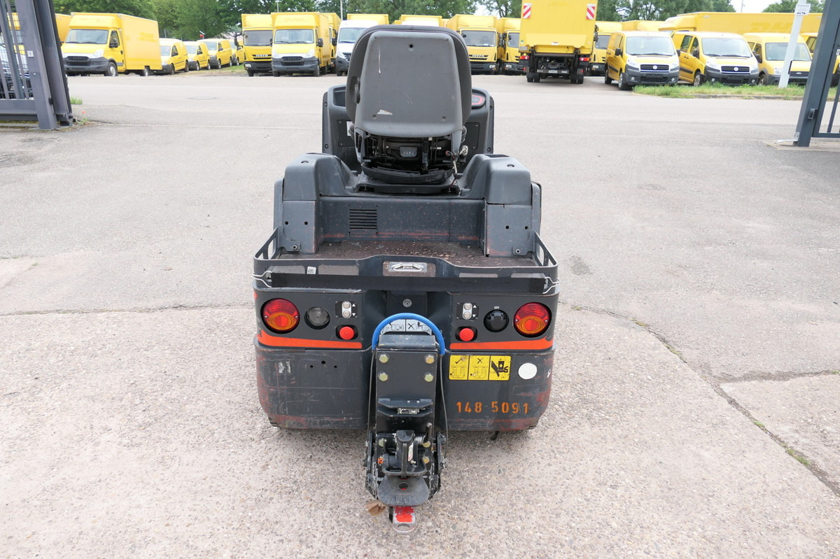 LINDE P 60 Z Schlepper Batterie 10/2020 3-Rad - Електрически влекач: снимка 4 LINDE P 60 Z Schlepper Batterie 10/2020 3-Rad - Електрически влекач: снимка 4