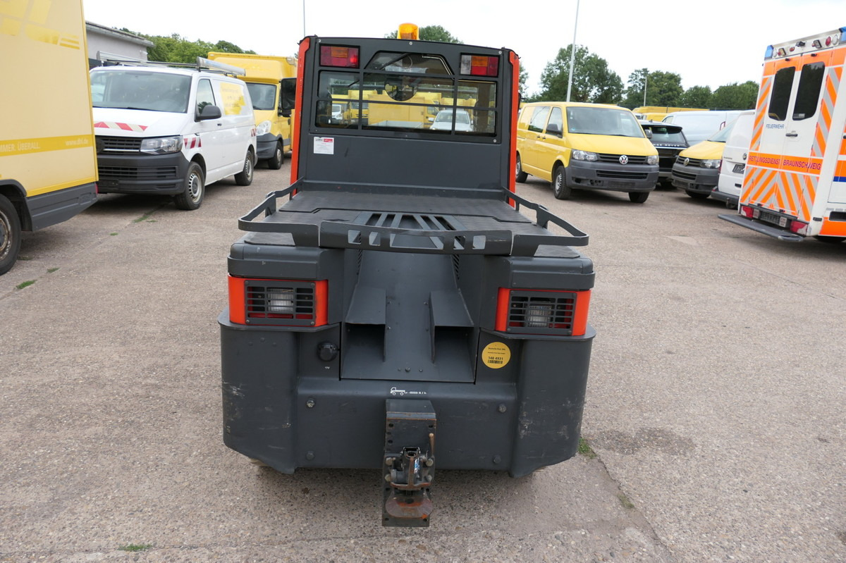 LINDE P250 Schlepper AHK Batterie 10/2022 Schiebetüren - Електрически влекач: снимка 5 LINDE P250 Schlepper AHK Batterie 10/2022 Schiebetüren - Електрически влекач: снимка 5