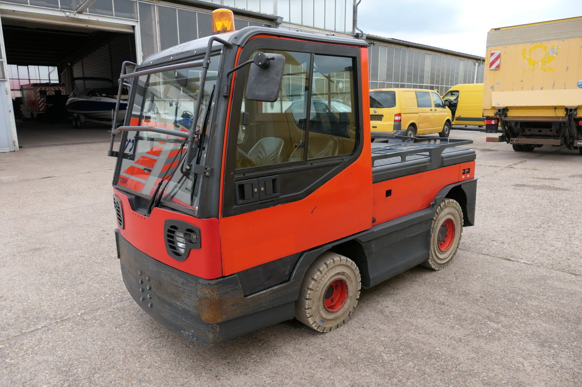 LINDE P250 Schlepper AHK Batterie 10/2022 Schiebetüren - Електрически влекач: снимка 1 LINDE P250 Schlepper AHK Batterie 10/2022 Schiebetüren - Електрически влекач: снимка 1