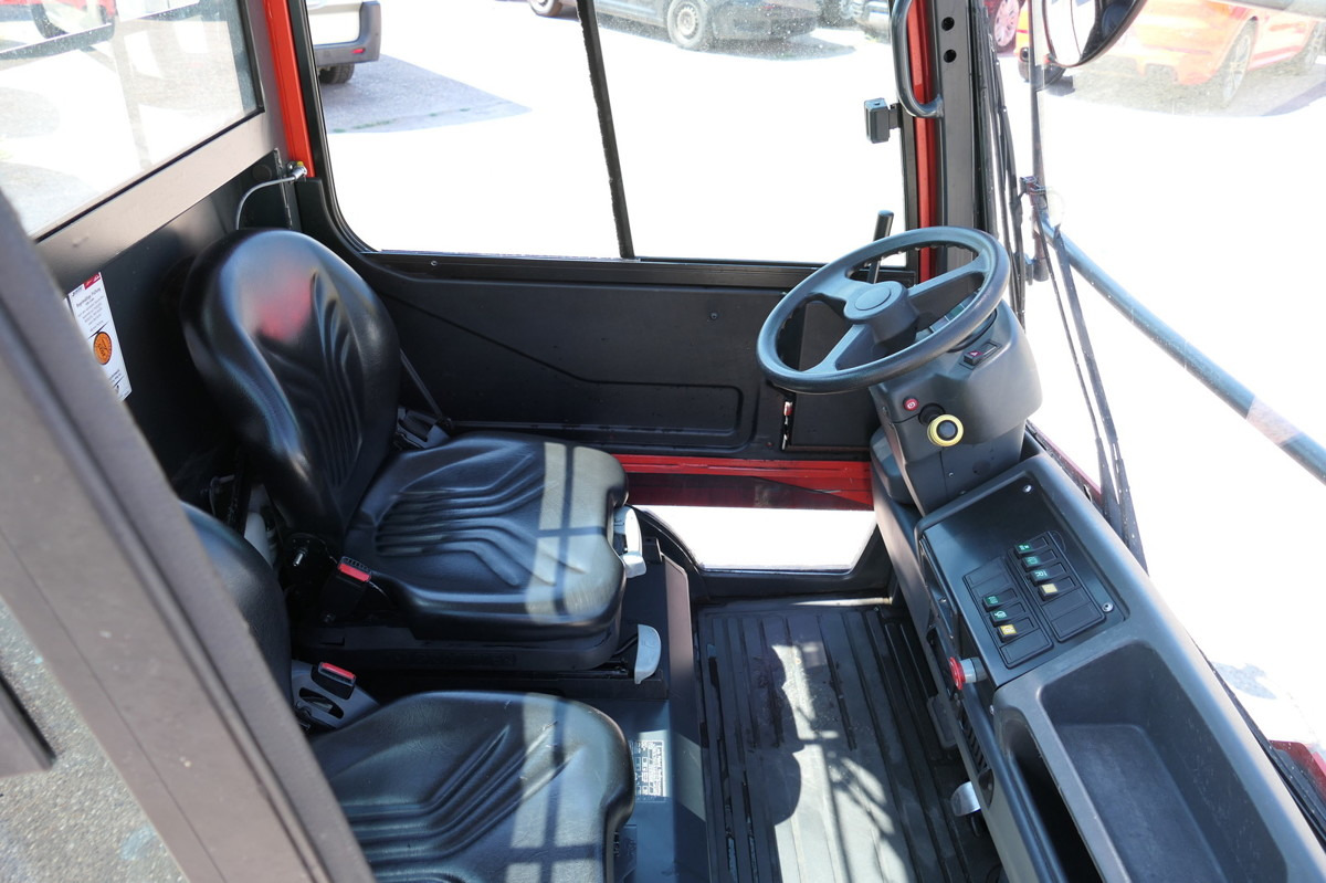 LINDE P250 Schlepper AHK Batterie 24/2021 Schiebetüren - Електрически влекач: снимка 5 LINDE P250 Schlepper AHK Batterie 24/2021 Schiebetüren - Електрически влекач: снимка 5