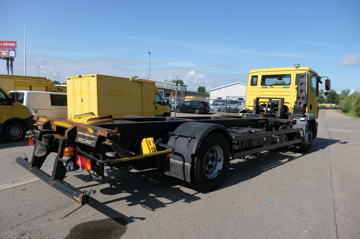 MAN TGM 18.290 LLLC Umsetzfahrzeug KLIMA AHK - Контейнеровоз/ Сменна каросерия камион: снимка 3 MAN TGM 18.290 LLLC Umsetzfahrzeug KLIMA AHK - Контейнеровоз/ Сменна каросерия камион: снимка 3