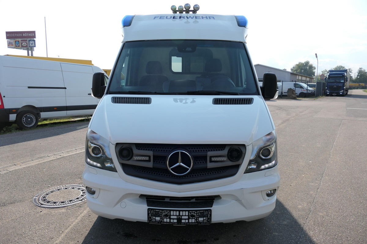 MERCEDES-BENZ 319 Sprinter 6-Zylinder Rettungswagen Strobel - Линейка: снимка 2 MERCEDES-BENZ 319 Sprinter 6-Zylinder Rettungswagen Strobel - Линейка: снимка 2