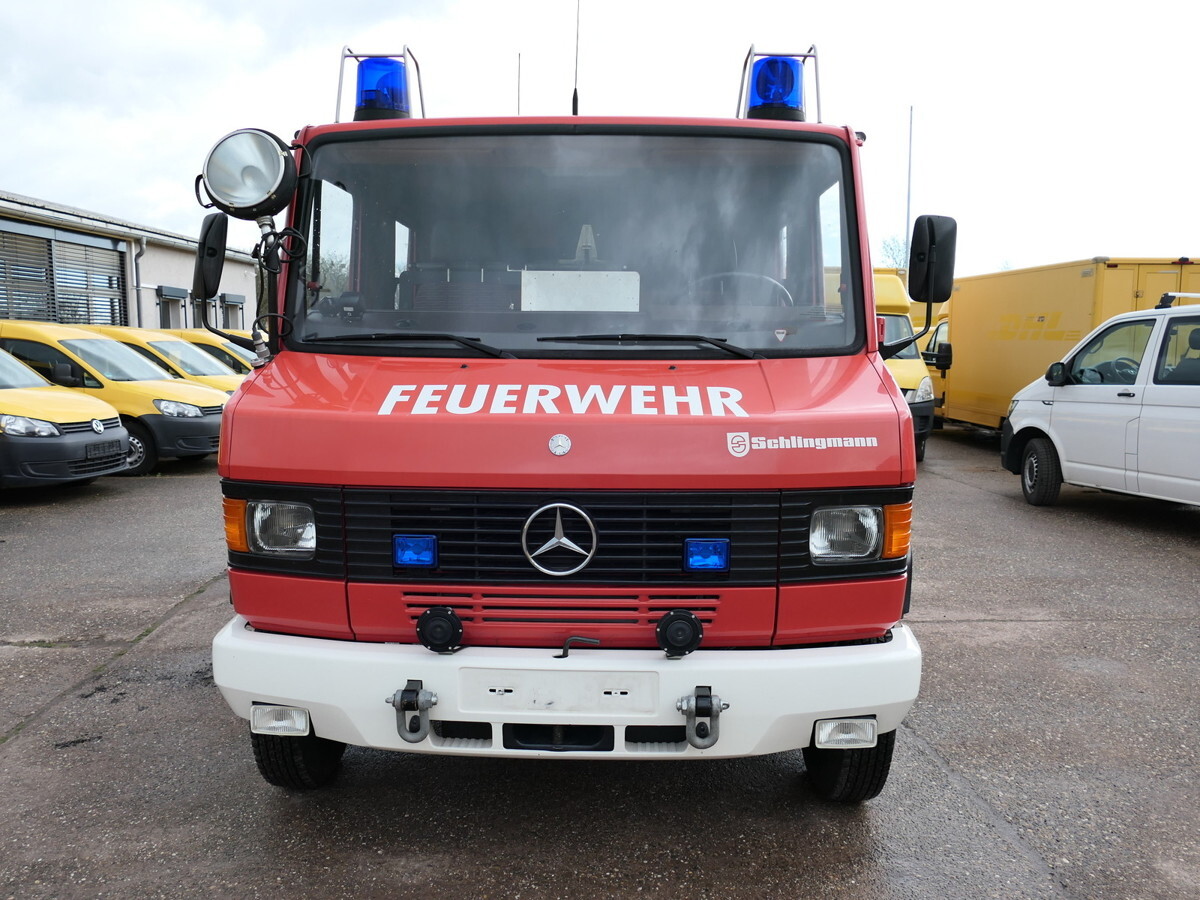 MERCEDES-BENZ 814 D LF 8/6 DoKa AHK Löschwassertank 600L Schli - Линейка: снимка 2 MERCEDES-BENZ 814 D LF 8/6 DoKa AHK Löschwassertank 600L Schli - Линейка: снимка 2