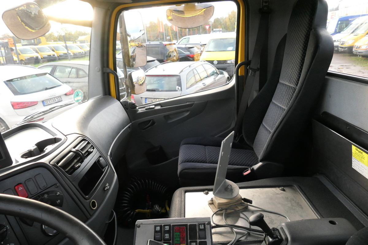 Контейнеровоз/ Сменна каросерия камион MERCEDES-BENZ KAMAG WBH 25 Wiesel Terberg Umsetzfahrz. Sattelk: снимка 13 Контейнеровоз/ Сменна каросерия камион MERCEDES-BENZ KAMAG WBH 25 Wiesel Terberg Umsetzfahrz. Sattelk: снимка 13