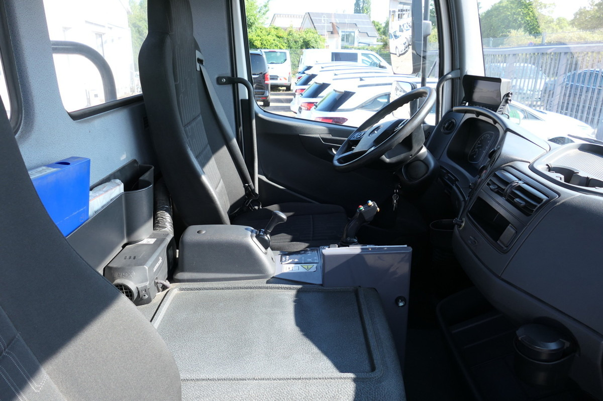 Лизинг на MERCEDES-BENZ Kamag Wiesel WBH 25 Wiesel Umsetzfahrzeug MERCEDES-BENZ Kamag Wiesel WBH 25 Wiesel Umsetzfahrzeug: снимка 11