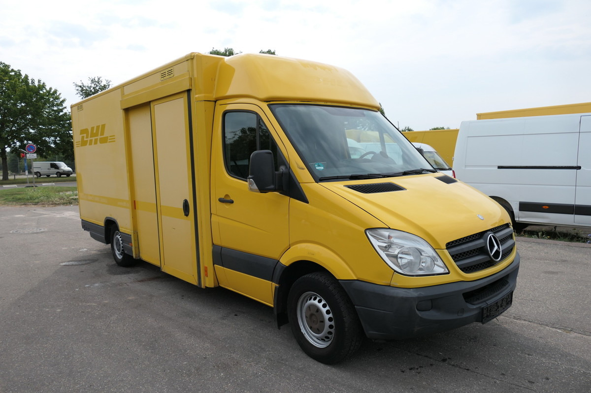 MERCEDES-BENZ SPRINTER 310 CDI MAXI EURO-5 KOFFER REGALE KAMER - Лекотоварен автомобил фургон: снимка 2 MERCEDES-BENZ SPRINTER 310 CDI MAXI EURO-5 KOFFER REGALE KAMER - Лекотоварен автомобил фургон: снимка 2