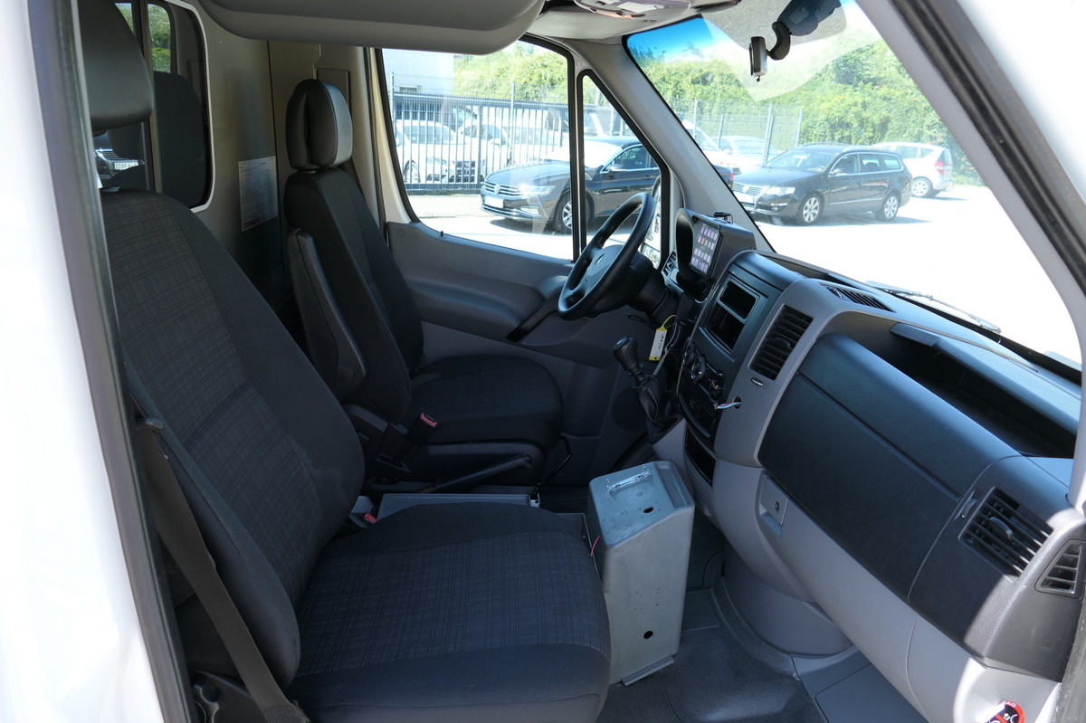 MERCEDES-BENZ Sprinter 316 CDI Klima Rettungswagen - Линейка: снимка 5 MERCEDES-BENZ Sprinter 316 CDI Klima Rettungswagen - Линейка: снимка 5