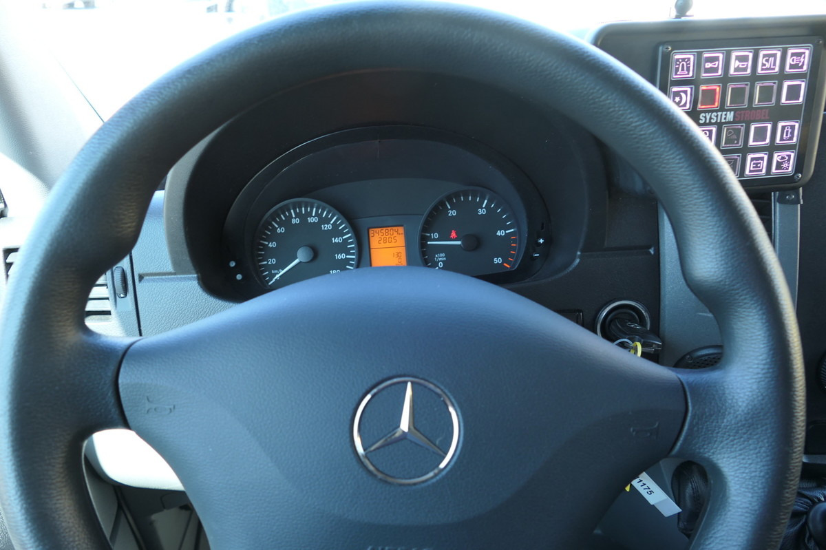 Линейка MERCEDES-BENZ Sprinter 316 CDI Klima Rettungswagen: снимка 17