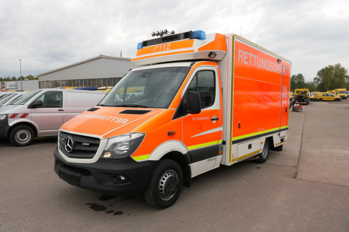 MERCEDES-BENZ Sprinter 519 CDI Klima Krankenwagen - Линейка: снимка 2 MERCEDES-BENZ Sprinter 519 CDI Klima Krankenwagen - Линейка: снимка 2