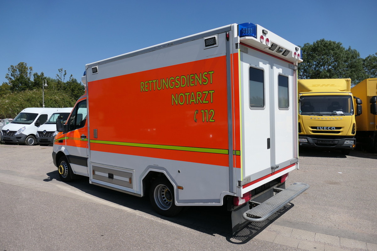 MERCEDES-BENZ Sprinter 519 CDI Klima Krankenwagen - Линейка: снимка 4 MERCEDES-BENZ Sprinter 519 CDI Klima Krankenwagen - Линейка: снимка 4