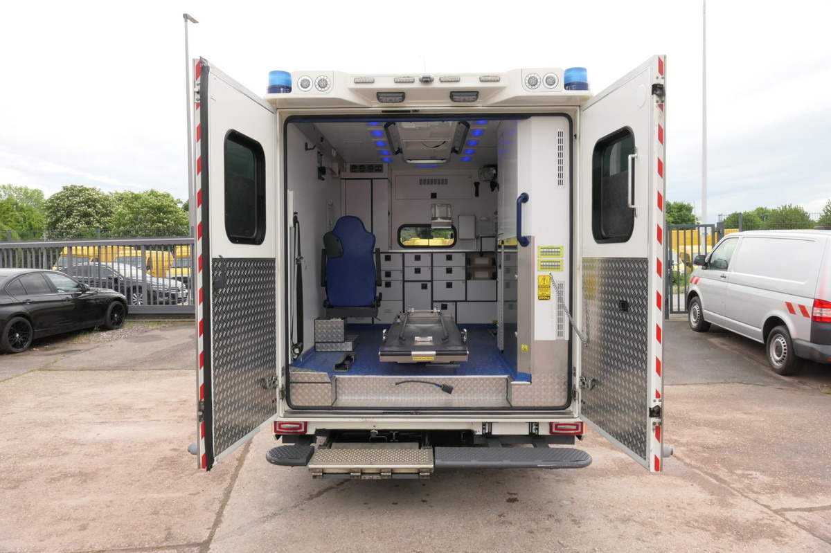 MERCEDES-BENZ Sprinter 519 CDI Klima Krankenwagen - Линейка: снимка 5 MERCEDES-BENZ Sprinter 519 CDI Klima Krankenwagen - Линейка: снимка 5