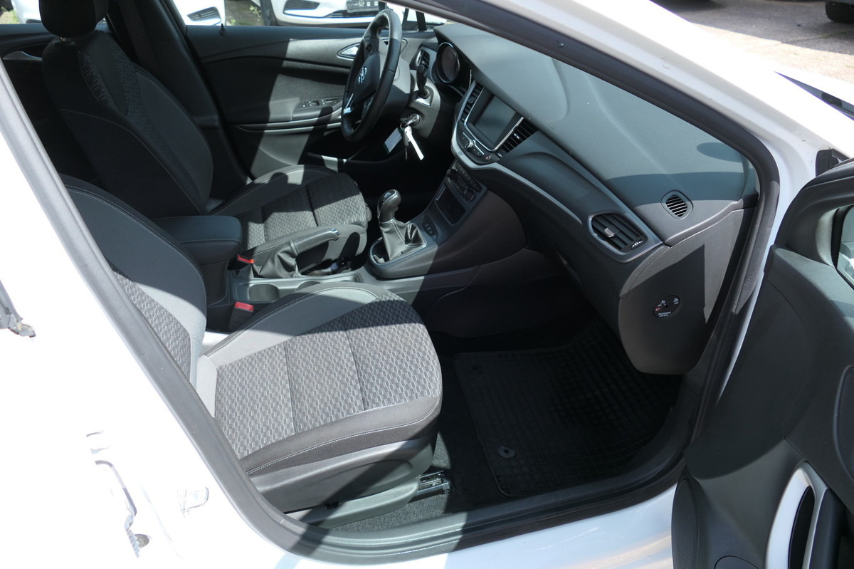 OPEL Astra Sports Tourer 1.5 CDTI KLIMA - Лек автомобил: снимка 5 OPEL Astra Sports Tourer 1.5 CDTI KLIMA - Лек автомобил: снимка 5