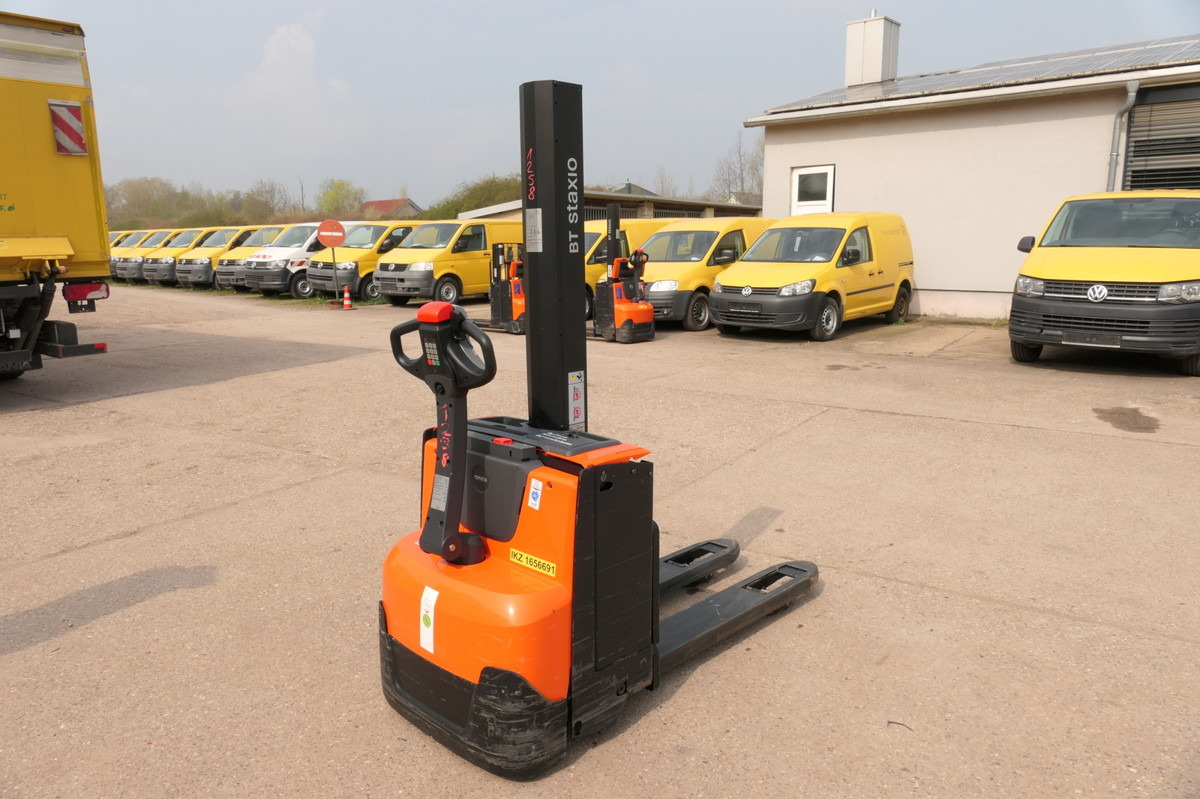 TOYOTA SWE 080L Batterie 12/2022 - Палетна количка: снимка 3 TOYOTA SWE 080L Batterie 12/2022 - Палетна количка: снимка 3